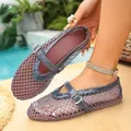 Vue détaillée des ballerines Mary Jane en maille grise avec une semelle très souple - 35 / Gris Uni