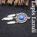 Collar con colgante de atrapasueños con piedra lapislázuli azul y plumas plateadas - Estilo Lapislázuli / Plateado