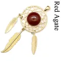 Collar con colgante de atrapasueños bohemio con piedra ágata roja y plumas doradas - Estilo Ágata Roja / Dorado