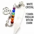 Péndulo de cristal de cuarzo hexagonal con siete cuentas de chakra y amuleto OM para radiestesia - Cristal de roca