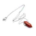 Stijlvolle zeshoekige rode stenen kristallen punt hanger ketting voor dames en meisjes - Zilveren Ketting / Rode Jaspis