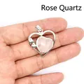Pendentif romantique en forme de cœur argenté avec une pierre de quartz rose. - Quartz rose