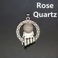 Colgante de mano de plata vintage con una piedra preciosa de cuarzo rosa para collares - Colgante Mano Anillo / Cuarzo rosa