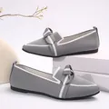 Elegant grey breathable knitted pointed-toe loafers with stylish striped bow detail - 36 / Gray