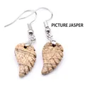 Pendientes de piedra jaspe natural con un diseño único de ala de hoja y gancho de pez - Jaspe