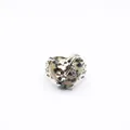 Bague cœur en jaspe dalmatien ajustable avec fleurs argentées et motif feuilles - Jaspe dalmatien