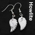 Pendientes de piedra howlite blanca natural tallados a mano en forma de ala delicada - Howlita