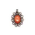 Antik-Stil ausgehöhlter Bronze-Anhänger mit einem ovalen natürlichen roten Jaspis - Roter Jaspis
