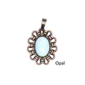 Vintage böhmischer Anhänger mit hellblauem ovalen Opalstein in verkupferter Ausführung - Opal
