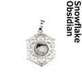 Élégant pendentif en dentelle de fleurs argentées avec une pierre de flocon de neige naturelle - Obsidienne Flocon de Neige (aljylp1545)