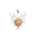 Colgante corazón de jaspe natural con diseño de corona y alas plateadas - Jaspe