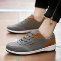 Baskets décontractées en cuir synthétique gris pour hommes, chaussures de skate chic - 39 / Baskets / Gris