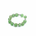 Handgefertigter offener Ring mit grünen Fluorit-Kristallperlen und Silberdraht-Detail - Aventurin-Jade