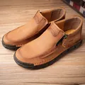 Botines retro de cuero marrón para hombre con cremallera lateral y suela de goma - 38 / Amarillo