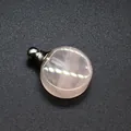 Détail d'un pendentif flacon d'huile essentielle en quartz rose translucide - Quartz Rose (Accessoires en Argent)