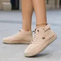 Botines beige de mujer cosidos a mano, zapatos planos casuales de ante en calle exterior - 35 / Zapatos Martin / Albaricoque