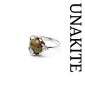 Bague réglable argentée avec pierre ronde d'unakite et détails floraux en micro-pavé - Unakite