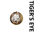Pendentif en œil de tigre naturel avec un élégant charme de papillon en argent - Œil de tigre