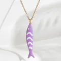 Modische Edelstahl Halskette mit einem lila emaillierten gestreiften Fisch Anhänger. - Halskette (Kette + Anhänger) / Lila-Weiß Gestreift