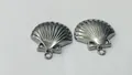 Polished stainless steel shell pendant for DIY jewelry making jewelry accessories - 28.1x25.6x4.3mm