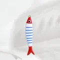 Cartoon-Fisch Anhänger mit blauen Streifen und rotem Finish für DIY Schmuck - Gestreifter Fisch / Rot Blau Weiß Gestreift