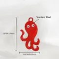 Roter Oktopus-Anhänger aus Edelstahl für kreative DIY-Schmuckprojekte und Bastelarbeiten - Oktopus / Rot