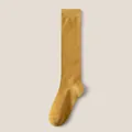 Hochwertige senfgelbe Baumwoll-Kniestrümpfe für Damen im klassischen japanischen JK-Stil - Einheitsgröße / Kurkuma