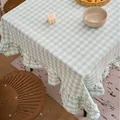 Nappe à carreaux vichy vert sauge avec bords à volants décoratifs pour la salle à manger - Rond 150cm / Vert Sauge à Carreaux Volant