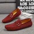 Mocassini premium traforati in pelle scamosciata rossa traspirante da uomo stile guida - 38 / Rosso
