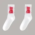 Chaussettes en coton blanc avec slogan de motivation rouge 'YES YOU CAN' imprimé - Taille Unique 36-47 / Style Graffiti Yes You Can Blanc (Chaussettes K2-Original)