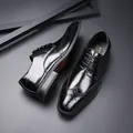 Elegante schwarze Herrenschuhe im Brogue-Stil für geschäftliche und formale Anlässe. - 38 / Brogue Lederschuhe (3210-6) / Schwarz