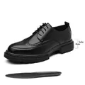 Eleganti scarpe brogue da uomo in pelle nera con suola di 4cm per occasioni formali - 38 / Base piatta / Nero