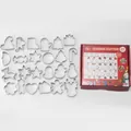 Set da 24 tagliabiscotti natalizi in acciaio inossidabile con scatola regalo rossa - Natale (24 Pezzi) / Argento