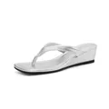 Elegante silberne Zehentrenner-Sandalen mit quadratischer Zehenpartie und Keilabsatz - 34 / Silber(5543-1)