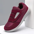 Baskets de marche bordeaux confortables avec velcro pour hommes et femmes âgés - 35 / Bordeaux