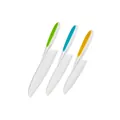Set of three colorful kid safe plastic knives with serrated edges for fruit and cake - 3-Piece Set PP Bag
