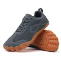 Atmungsaktive Barfußschuhe mit breiter Zehenbox in Grau und rutschfester Gummisohle - 36 / GAT-Stil (8808) / Dunkelgrau