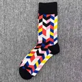 Bunte Herren-Baumwollsocken mit farbenfrohem geometrischem Zickzack-Muster-Design - Einheitsgröße / Bunte Geometrische Treppen