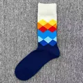 Bunte Herren-Socken aus Baumwolle mit Rautenmuster und sehr lebhaftem Design - Einheitsgröße / Mehrfarbiges Rautenmuster