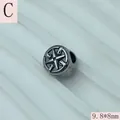 Vintage stainless steel star spacer bead for DIY jewelry making, 9.8x8mm detail view - Star Compass Pattern (C) / 9.8x8mm