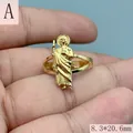 Detailopname van de vergulde St. Judas ring, verstelbaar, met 8,3x20,6 mm maataanduiding - Verstelbaar / Heiligenbeeld Stijl (A)