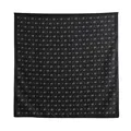 Carré de soie noir vintage avec un élégant motif cachemire sur l'ensemble du tissu - Paisley Noir (FH26-6123-1)