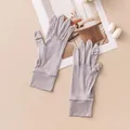 Premium lightweight breathable mulberry silk sun protection gloves with touch screen fingertips - One Size / Silver Gray (FHZ26D12-90463-3)