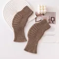 Premium kasjmier gebreide kniebeschermers met geribbelde textuur voor winterwarmte. - Eén maat / Gebogen Ribgebreide Kniebeschermers / Natuurlijk Paars