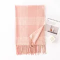 Zachte roze en witte geruite kasjmier-achtige wintersjaal met elegante franjes - -5 Roze geblokt / 65*200cm