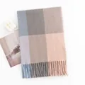 Weicher karierter Kaschmir-Imitat-Schal mit Quasten in Pastellblau und Rosa Farbtönen - 62*200cm / Hellblau