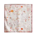 Elegante pañuelo de seda blanco con motivos florale naranjas, mariposas y borde rojo - 53*53cm / Flores silvestres con borde rojo