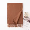 Hochwertiger Schal aus reinem Kaschmir in Karamellbraun mit feinen Fransen - Schal mit Quasten im koreanischen Stil (7102-13) / Teebraun