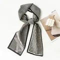 Pañuelo estrecho de seda sintética con estampado de pata de gallo y rayas para mujer - Empalme de Pata de Gallo Negro Blanco (FH22-5075-1) / 14x150cm