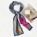 Elegante bufanda de seda con estampado de pata de gallo y flores para mujer chic - Pata de Gallo Floral Azul Rosa (FH22-5075-2) / 14x150cm